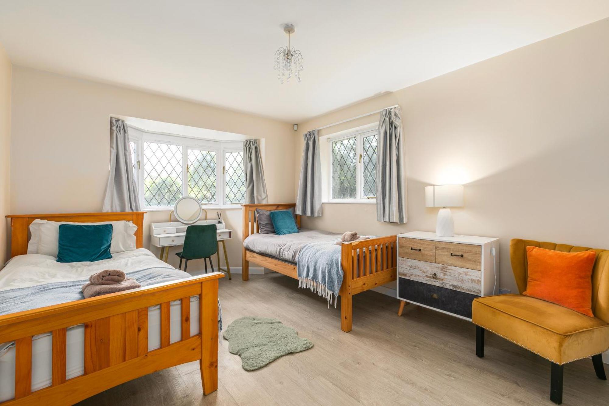 Rural Lodge Stay In Windsor! Hot Tub! Sleeps 20 Bray Exterior foto