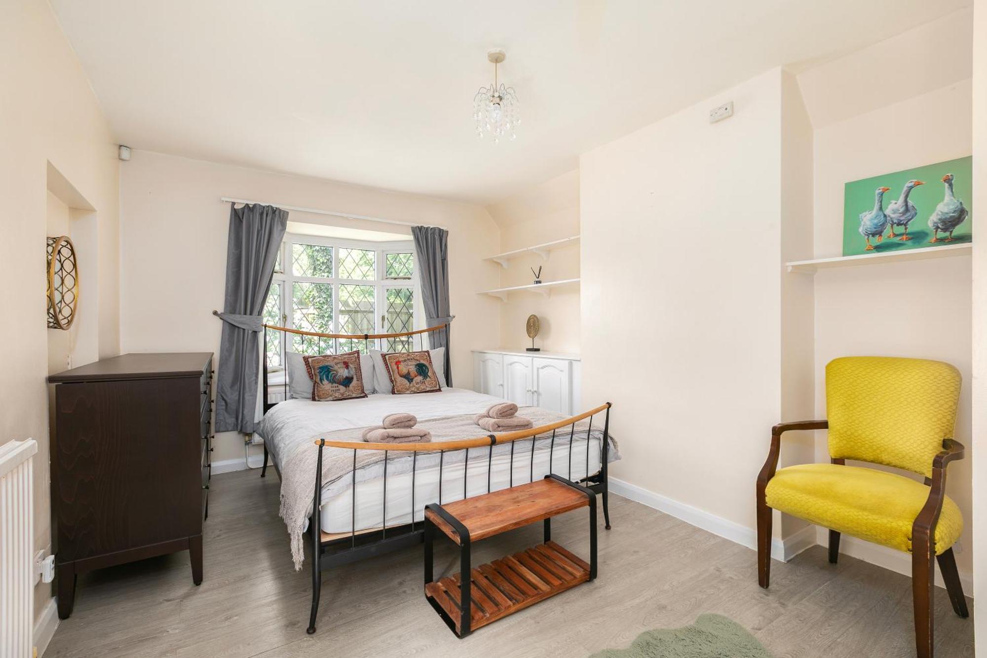 Rural Lodge Stay In Windsor! Hot Tub! Sleeps 20 Bray Exterior foto